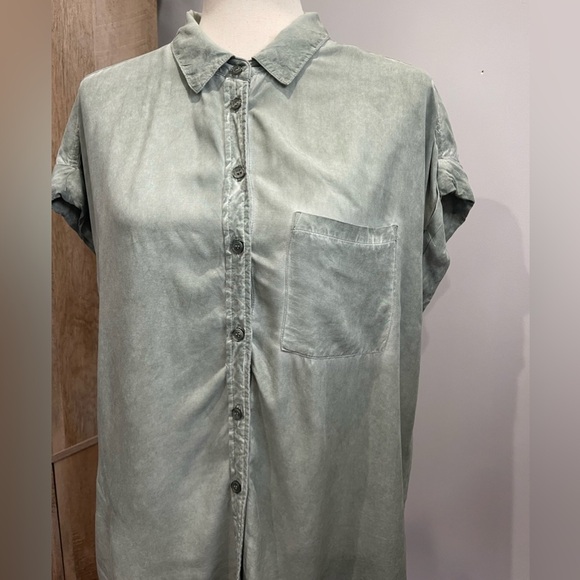 Velvet Heart Washed Brown Button Up Collared Shirt - Picture 3 of 7